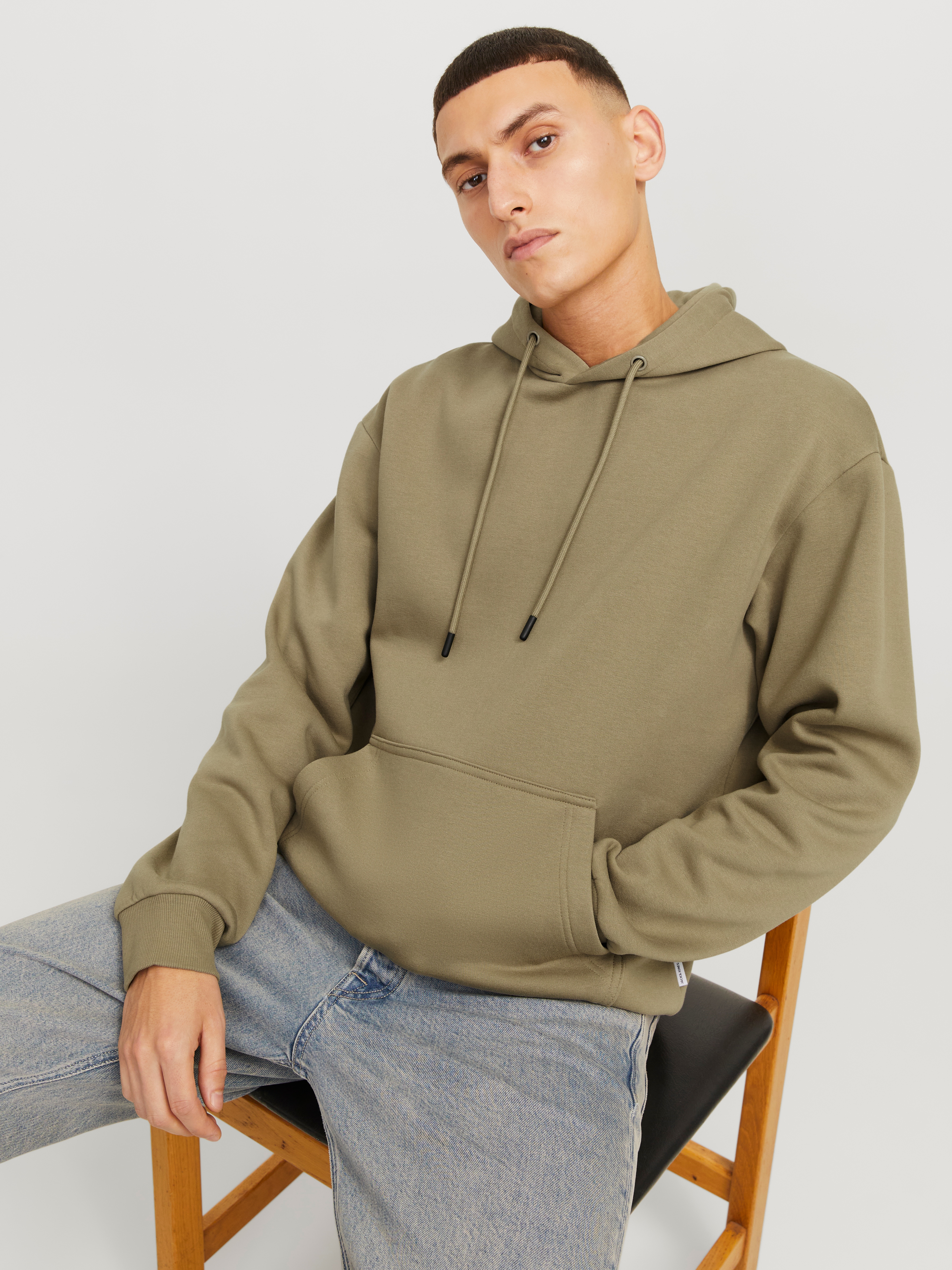 Jack & Jones Kapuzensweatshirt "JJEBRADLEY SWEAT HOOD NOOS", mit Känguru Ta günstig online kaufen