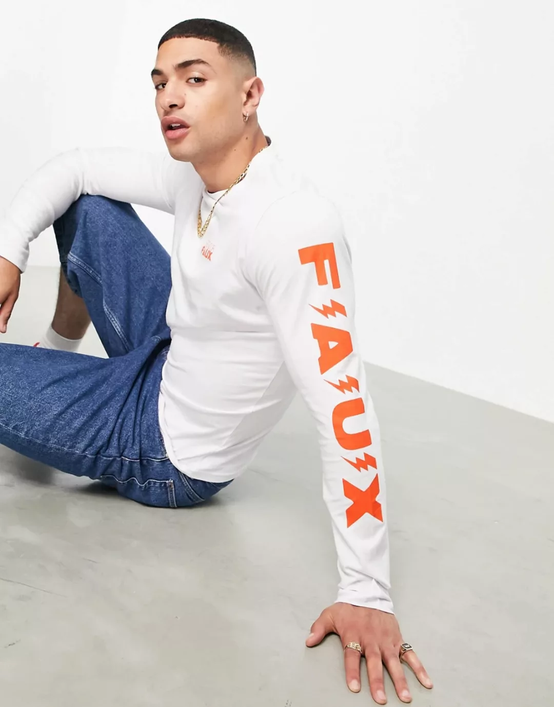 Friend Or Faux – Inset – Langärmliges Shirt in Weiß günstig online kaufen