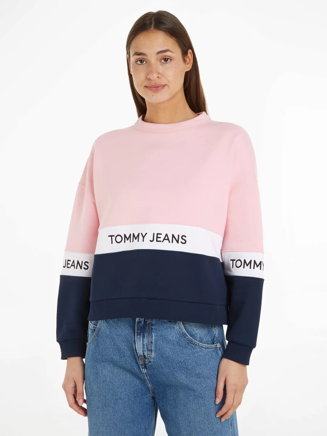 Tommy Jeans Sweatshirt "TJW CBLK CREW", mit Logoschriftzug-Stickerei günstig online kaufen