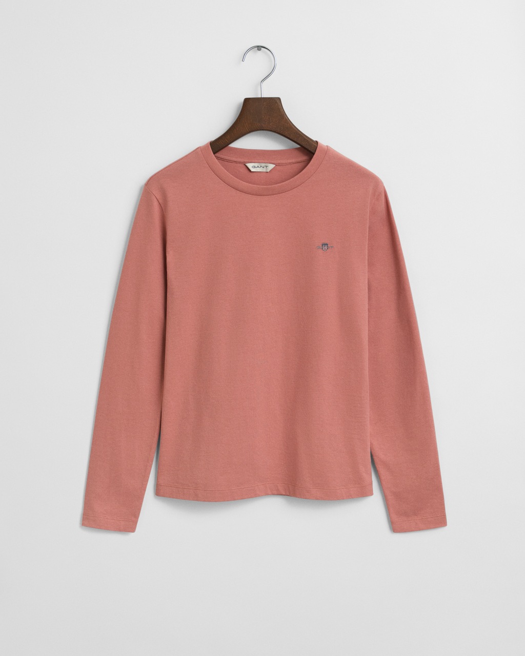 Gant Langarmshirt "REG SHIELD LS T-SHIRT", kleine Logostickerei auf der Bru günstig online kaufen