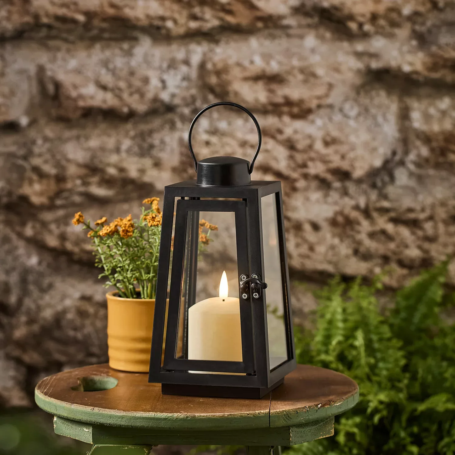 2er Set Capri Gartenlaternen mit TruGlow® LED Kerzen schwarz günstig online kaufen