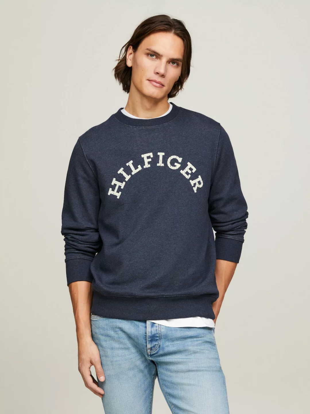 Tommy Hilfiger Sweatshirt "HILFIGER ARCHED HTR SWEATSHIRT", mit gebrochenem günstig online kaufen