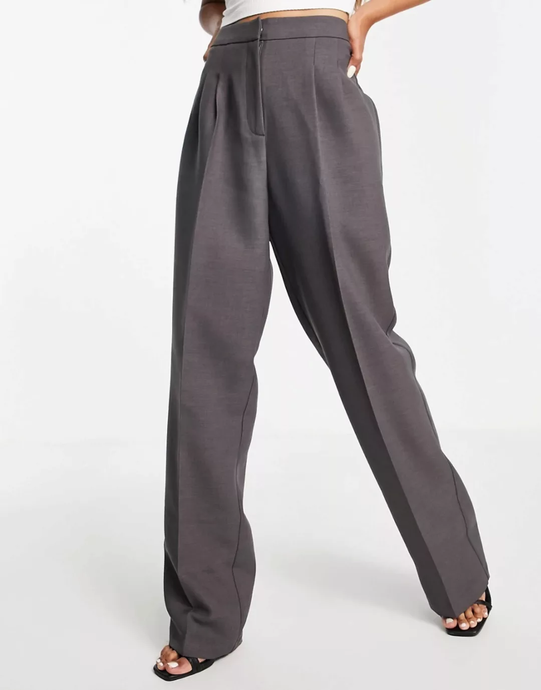 ASOS DESIGN – Anzughose in Anthrazit mit maskulinem Schnitt und elastischem günstig online kaufen