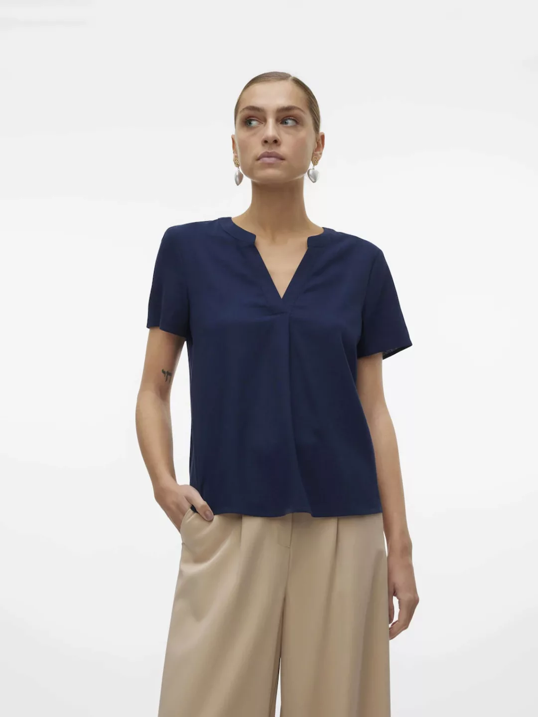 Vero Moda Blusenshirt VMMYMILO SS V-NECK TOP WVN GA mit Leinen günstig online kaufen