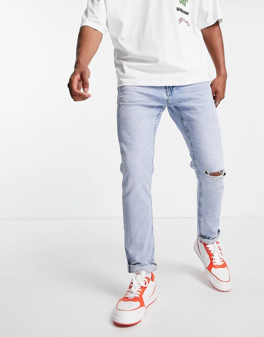 Pull&Bear – Schmale Jeans in Hellblau mit Zierrissen günstig online kaufen