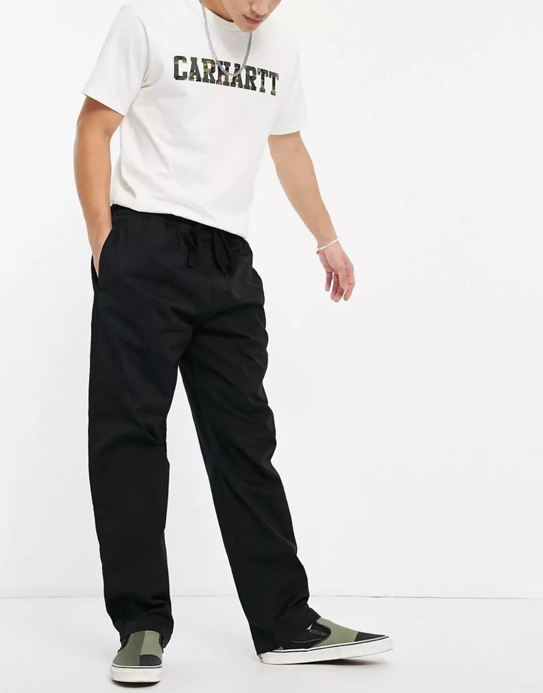 Carhartt WIP – Lawton – Locker geschnittene, gerade Hose in Schwarz günstig online kaufen