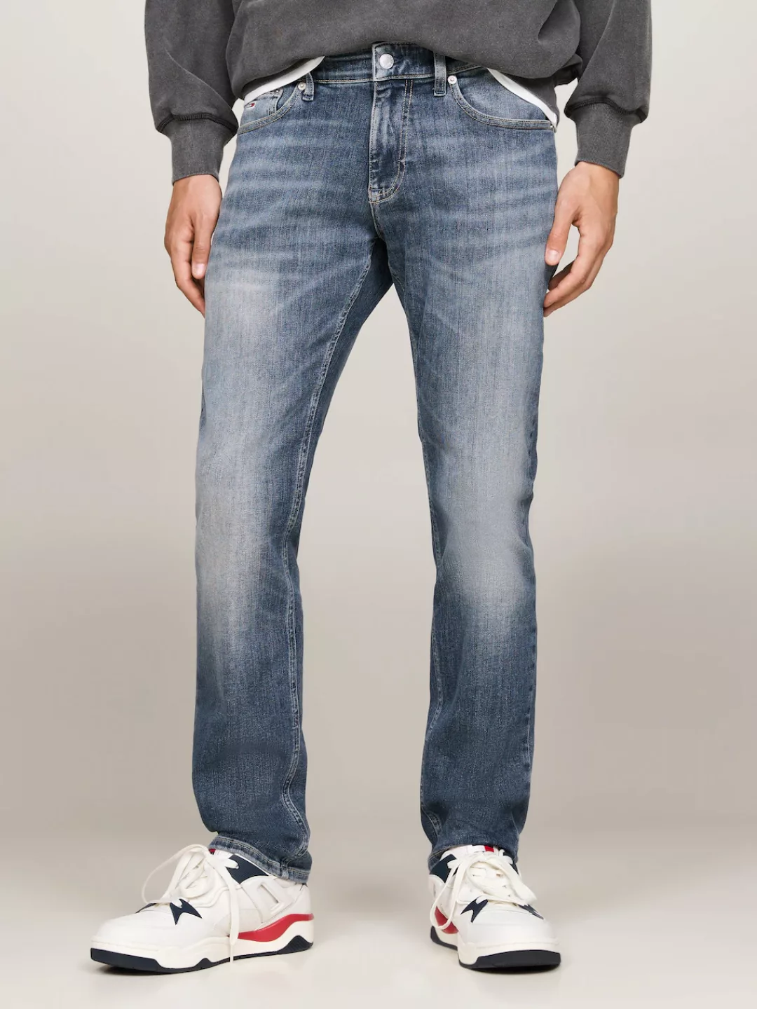 Tommy Jeans Slim-fit-Jeans "SCANTON SLIM", mit Logoprägung günstig online kaufen