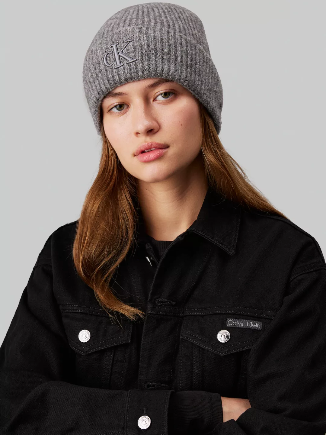 Calvin Klein Jeans Beanie "THICK EMBROIDERY BEANIE", mit Logostickerei günstig online kaufen