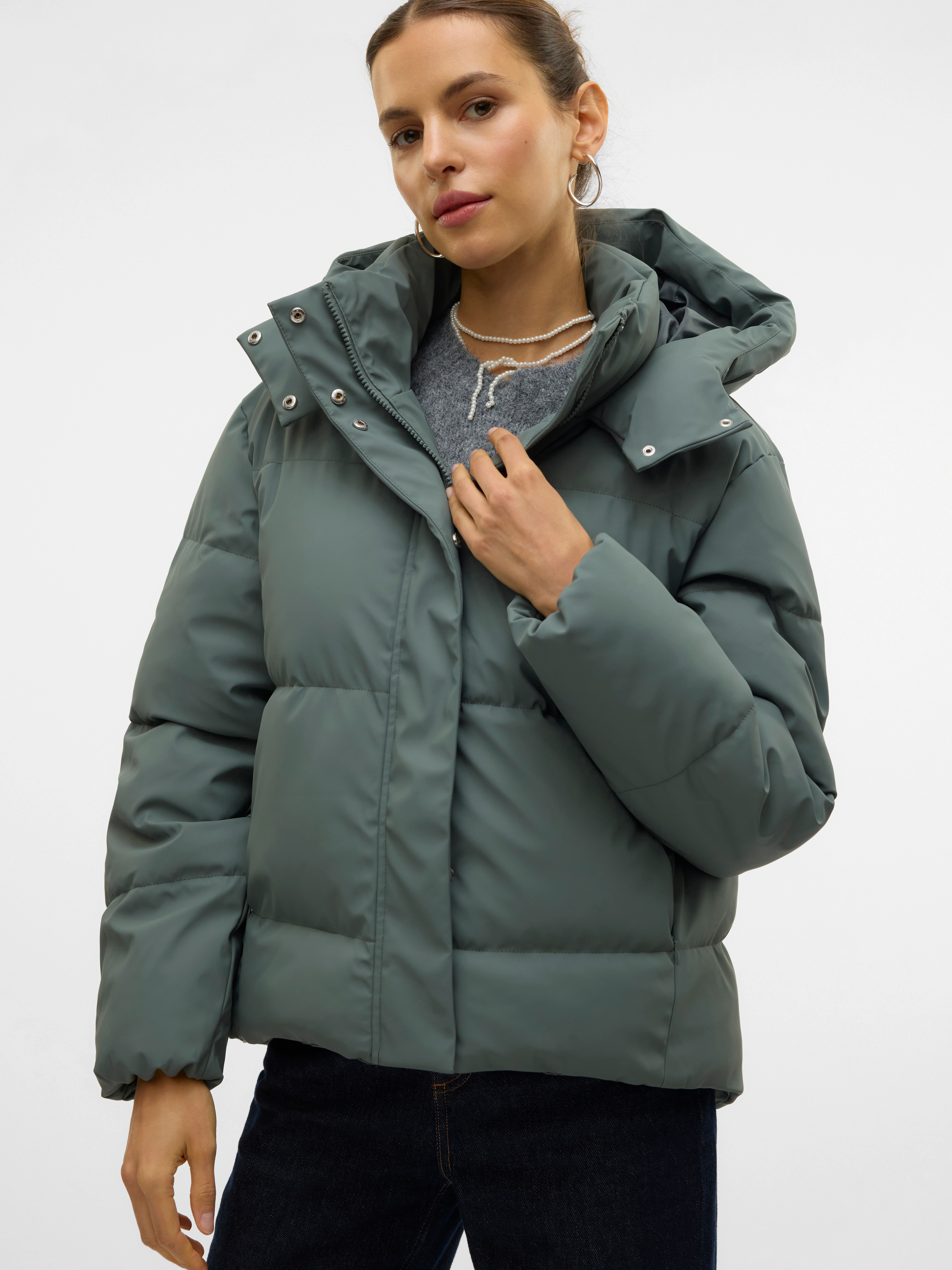 Vero Moda Steppjacke "VMGRETAKYLIE SHORT COATED JACKET NOOS", mit Kapuze günstig online kaufen