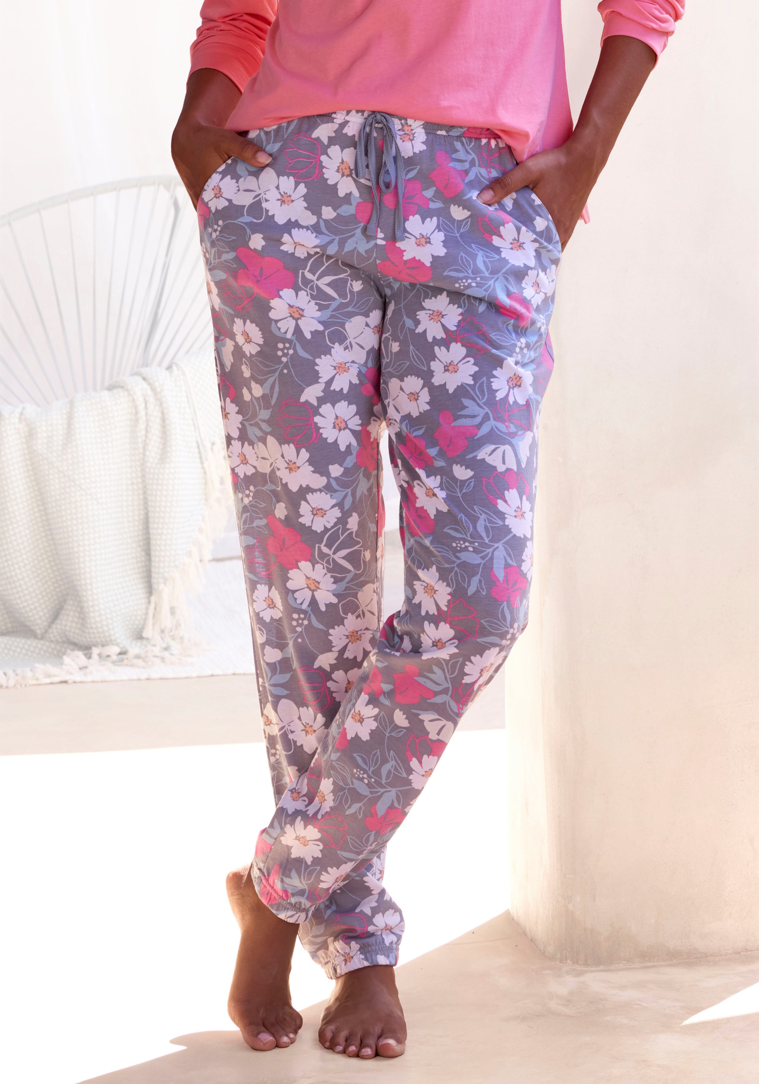 Vivance Dreams Pyjamahose mit schönem Alloverdruck günstig online kaufen