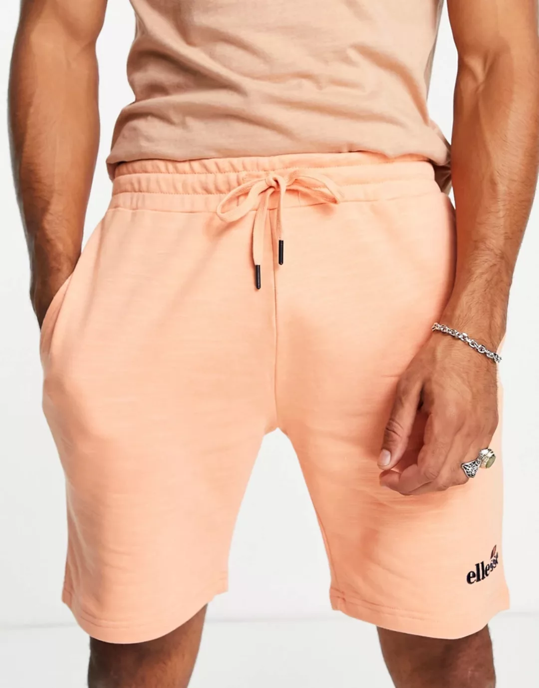 ellesse – Shorts in Orange günstig online kaufen