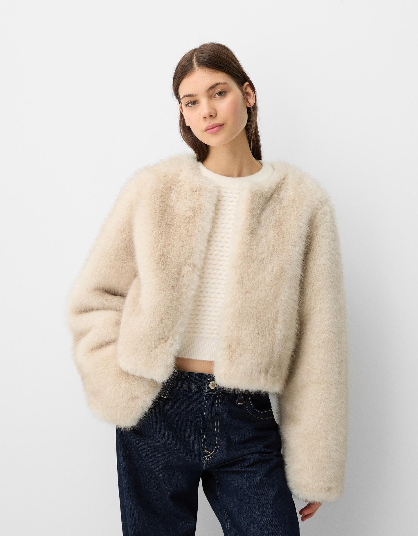 Bershka Mantel Aus Kunstfell Damen S Beige günstig online kaufen