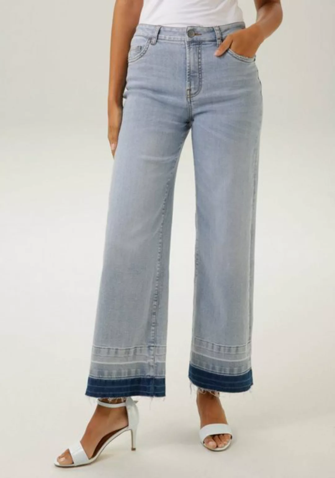 Aniston CASUAL Straight-Jeans, mit trendiger Waschung am leicht ausgefranst günstig online kaufen