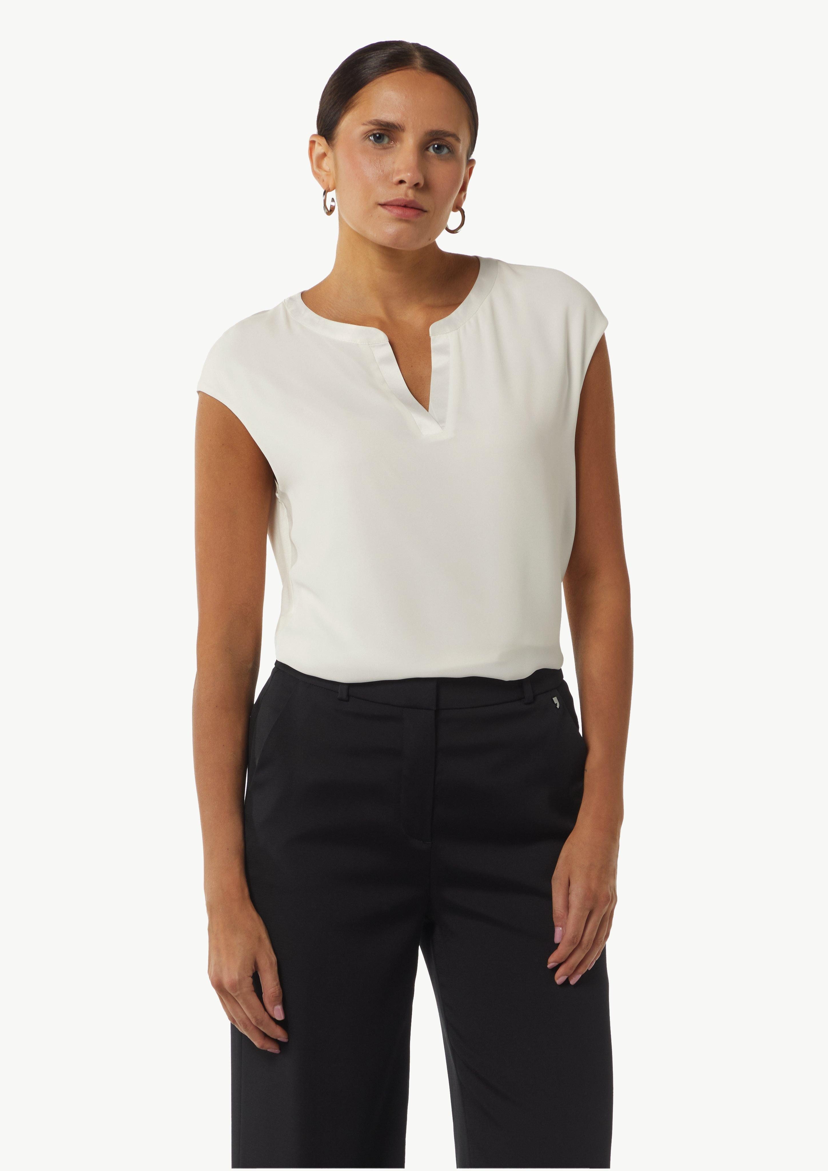 Comma Blusenshirt, mit geschlitztem Rundhals, Satin-Optik günstig online kaufen