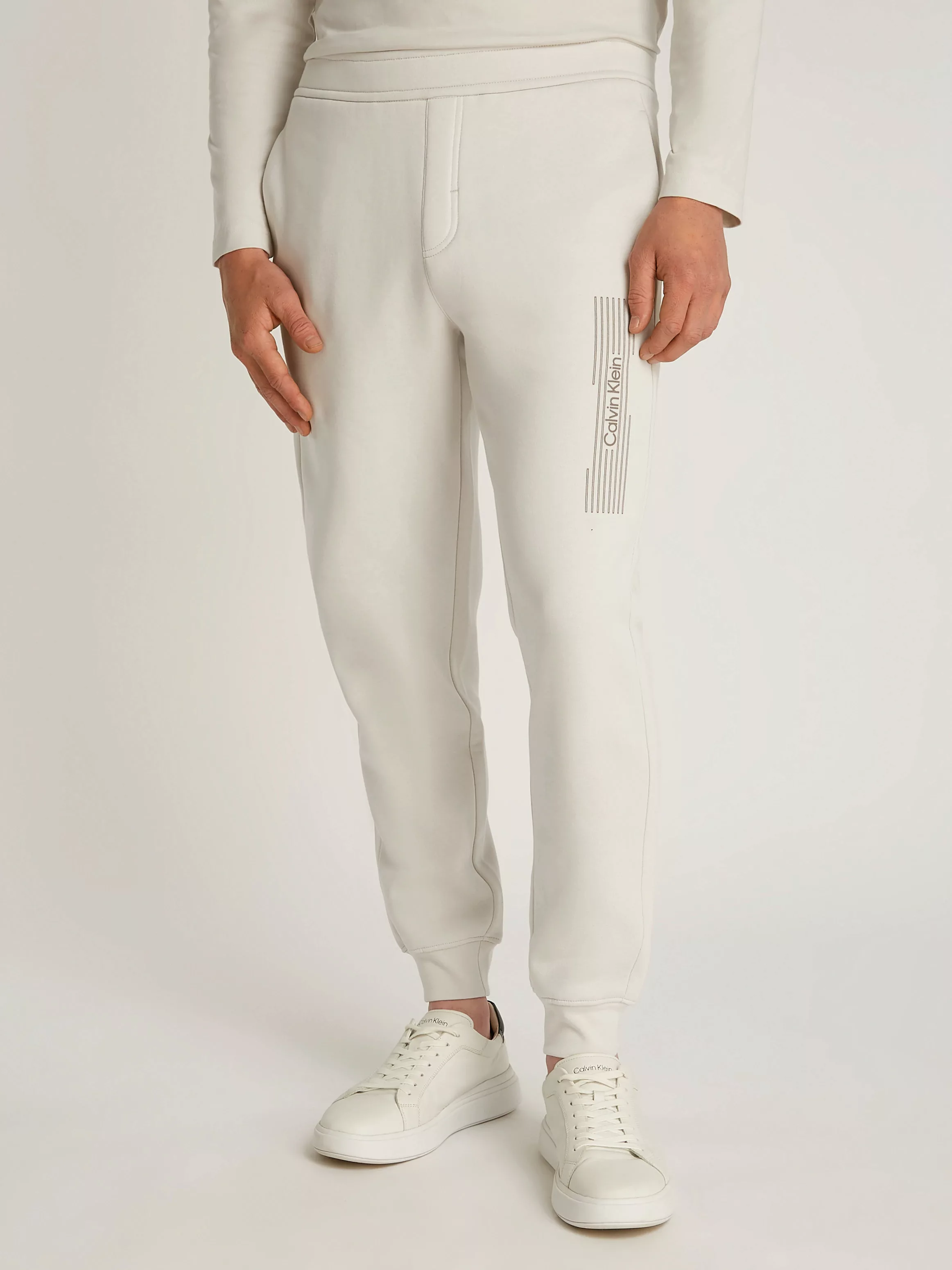 Calvin Klein Jogger Pants "HORIZONTAL LOGO SWEATPANTS", mit Logoschriftzug günstig online kaufen