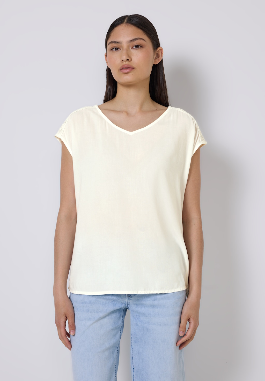 STREET ONE STUDIO Shirtbluse, mit V-Ausschnitt günstig online kaufen