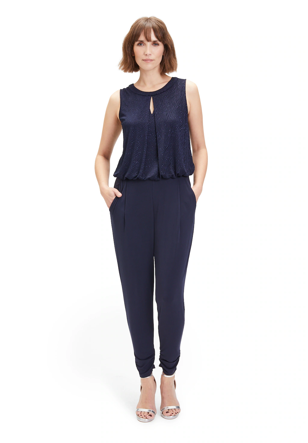 Vera Mont Overall "Vera Mont Jumpsuit im Glitzer-Look", (1 tlg.), Glitzer günstig online kaufen