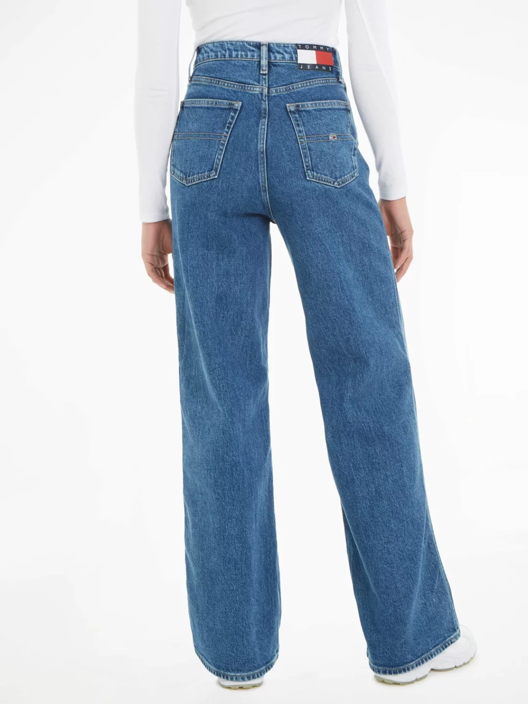 Tommy Jeans Weite Jeans CLAIRE HGH WD BH4116 mit Tommy Jeans Markenlabel & günstig online kaufen