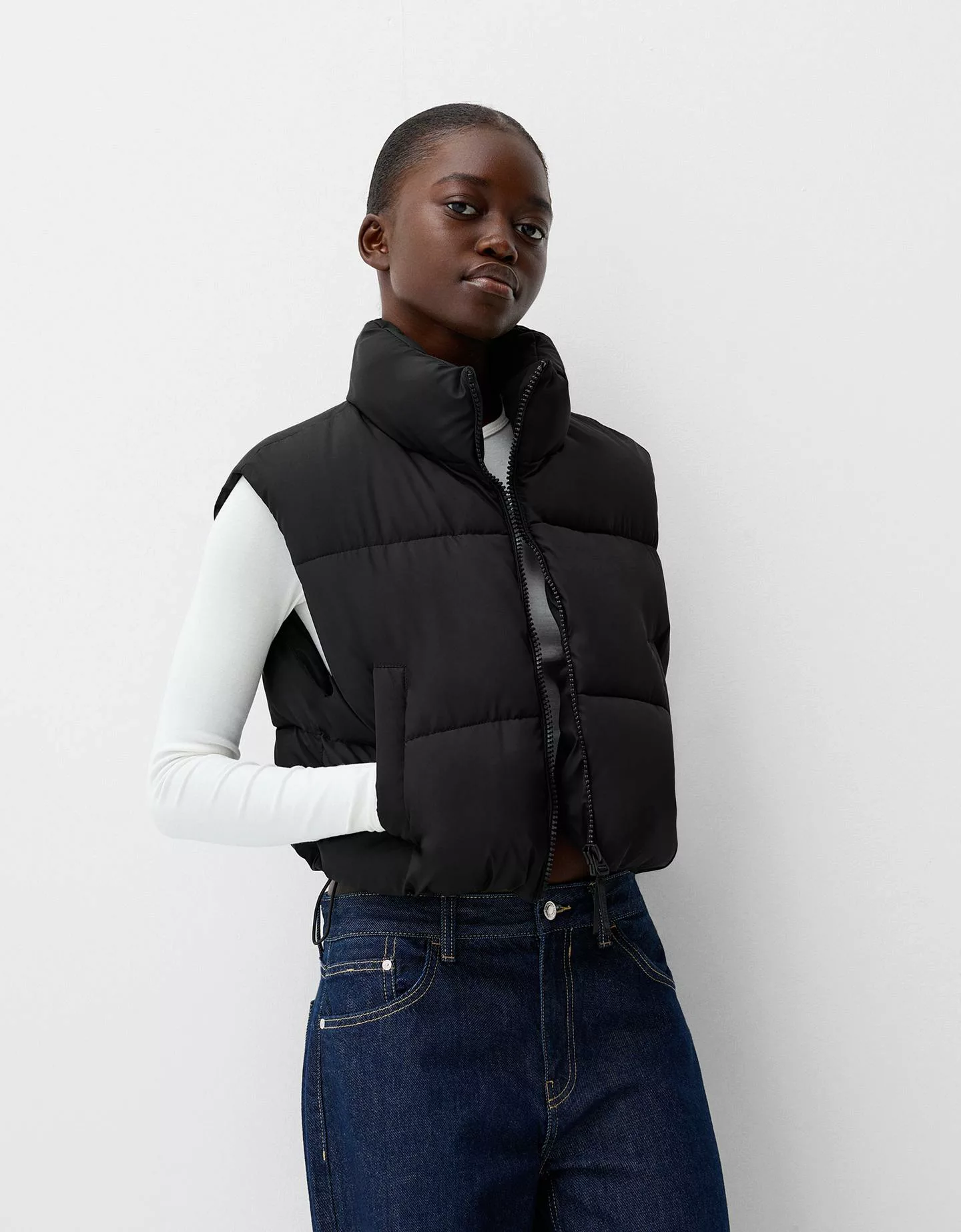 Bershka Gesteppte Cropped-Weste Damen L Schwarz günstig online kaufen