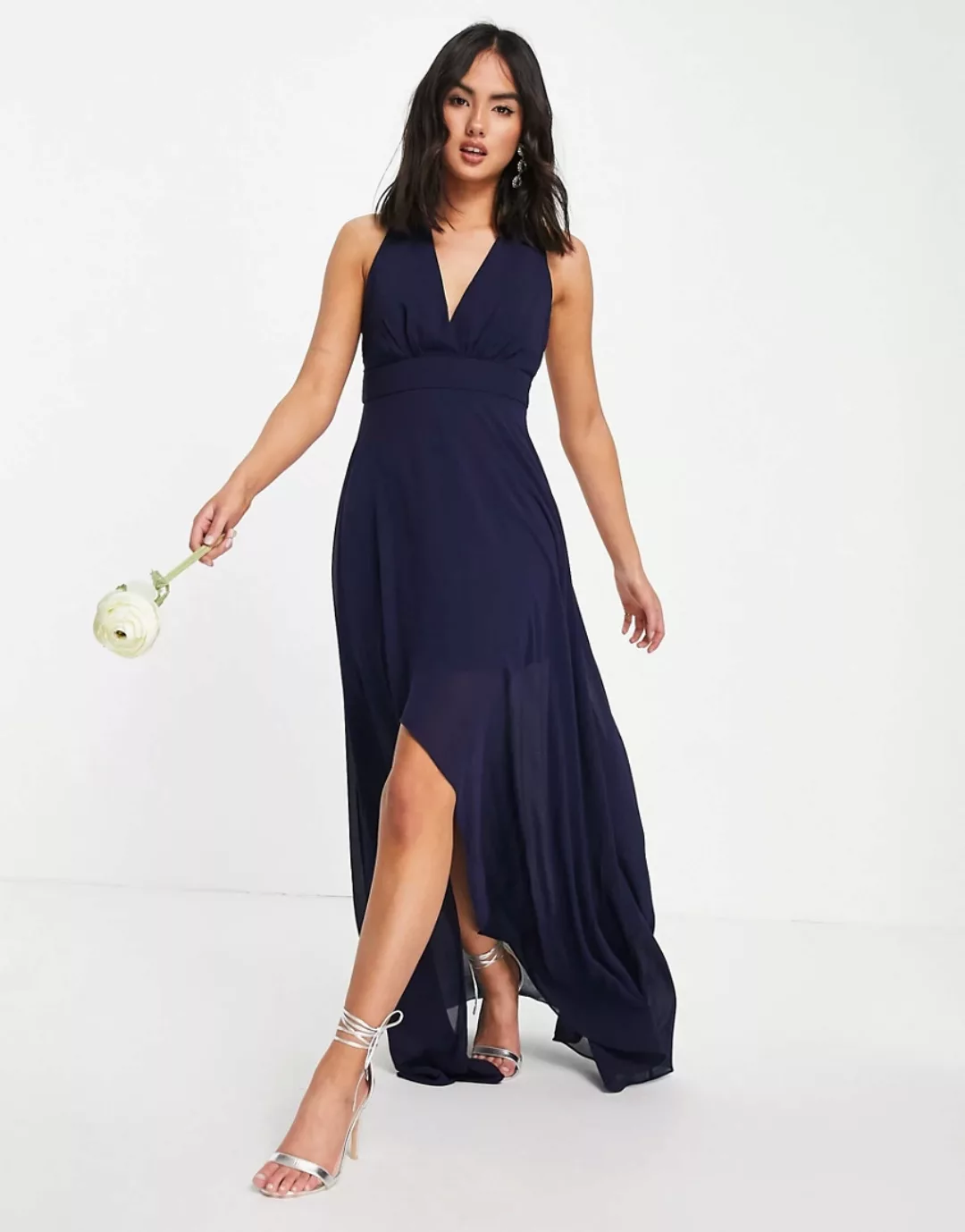 Chi Chi London – Shay – Kleid mit überkreuztem Design hinten in Blau günstig online kaufen