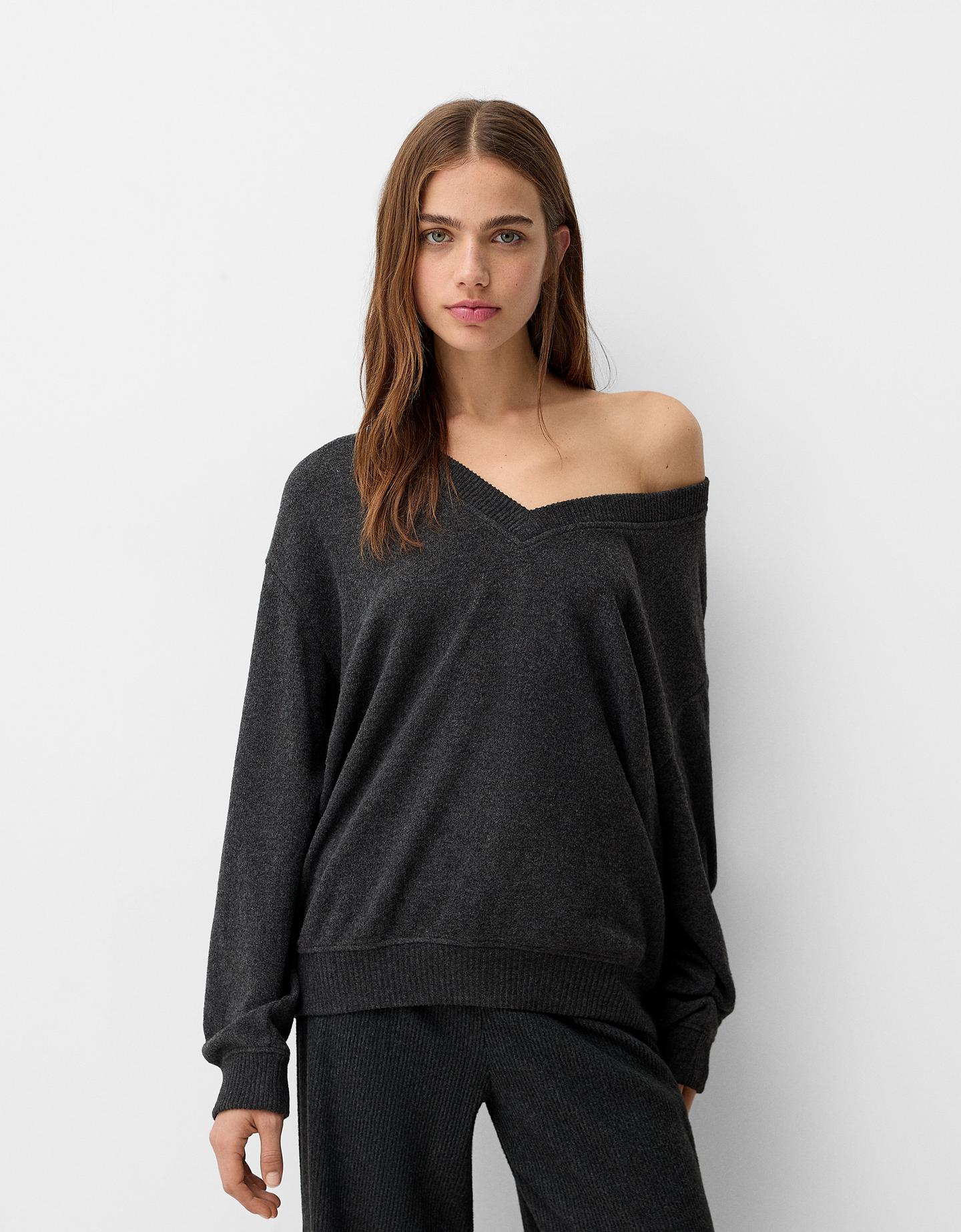 Bershka Soft-Touch-Pullover Im Oversize-Fit Mit V-Ausschnitt Damen S Dunkel günstig online kaufen