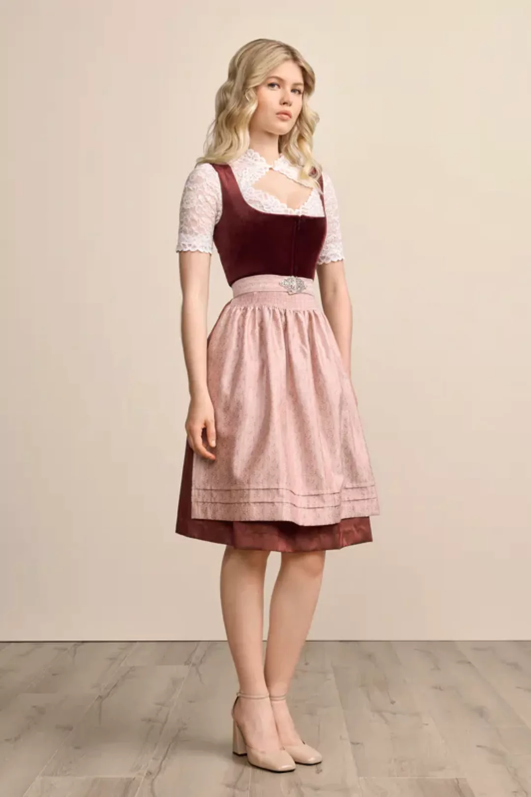 Dirndl Aurela (60cm) günstig online kaufen