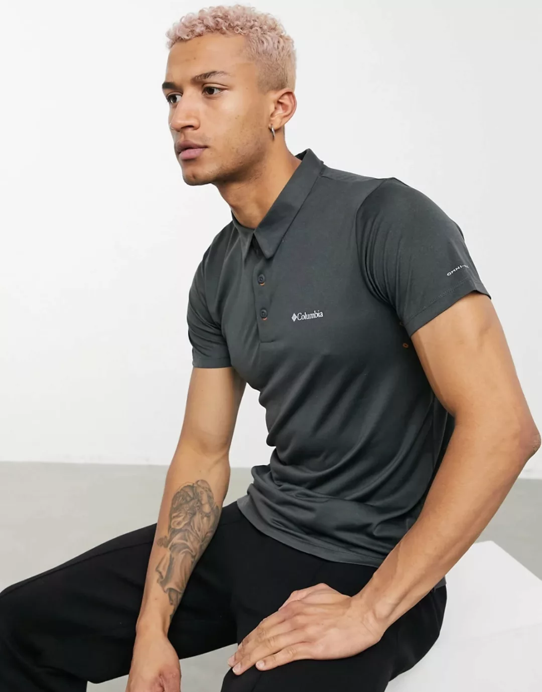 Columbia – Triple Canyon Tech – Poloshirt in Dunkelgrau-Schwarz günstig online kaufen