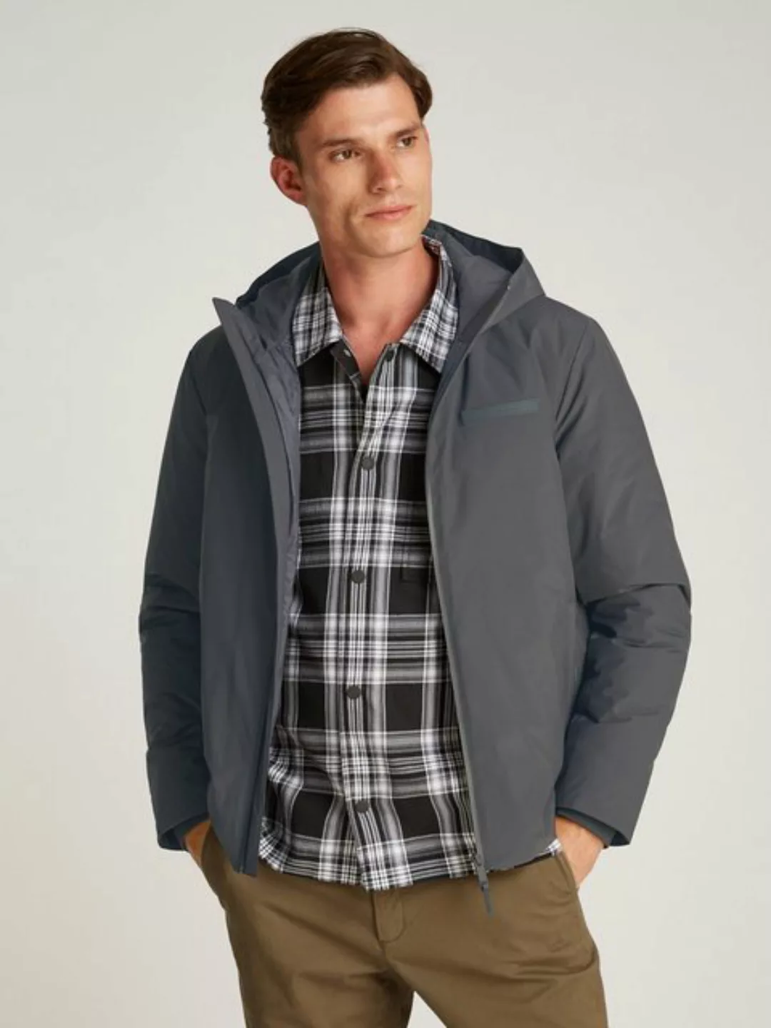 Calvin Klein Outdoorjacke TECHNICAL NON-QUILT JACKET HOOD mit Logoprint günstig online kaufen