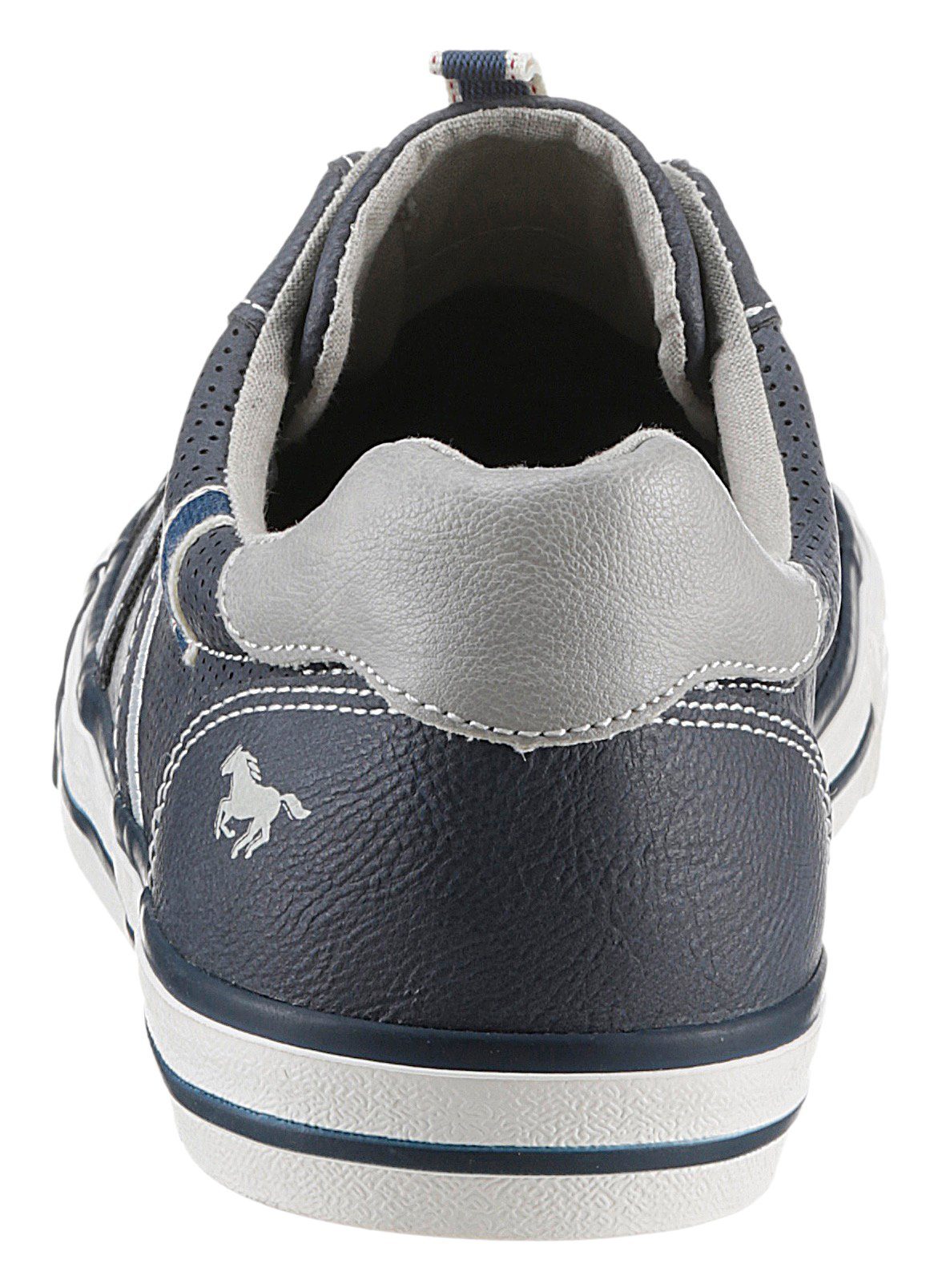 Mustang Shoes Sneaker mit kontrastreichen Details, günstig online kaufen