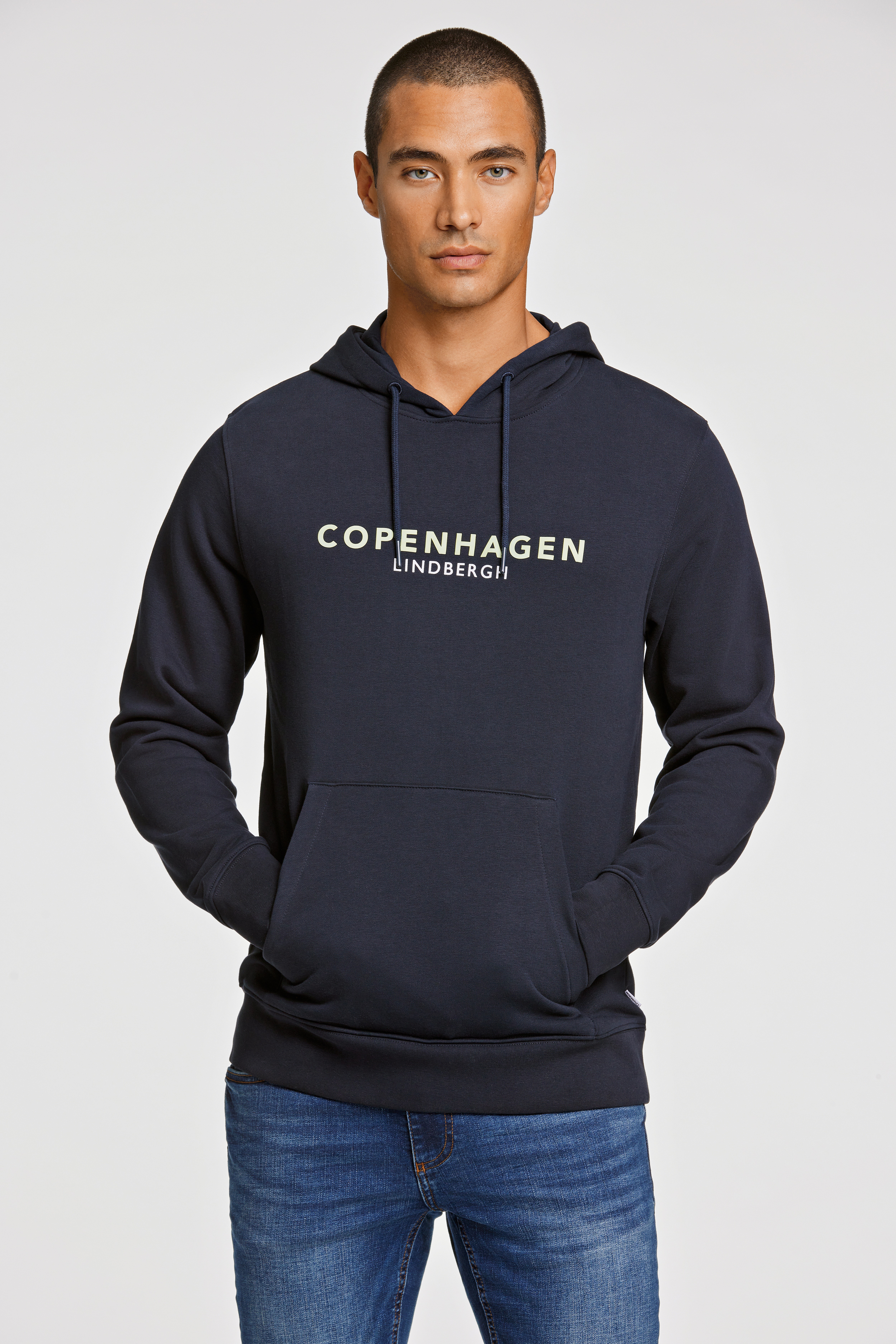 LINDBERGH Hoodie mit Logoschriftzug auf der Front günstig online kaufen