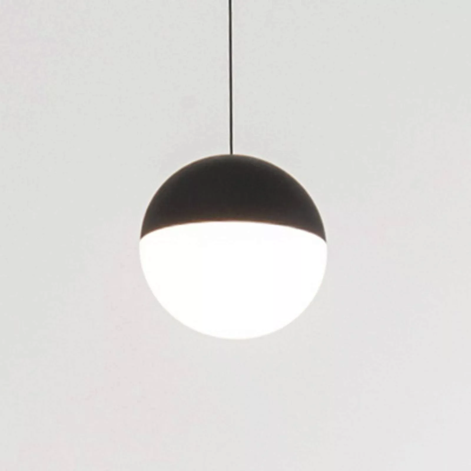 Pendelleuchte String Light Sphere metall schwarz LED / 12 m langes Kabel al günstig online kaufen