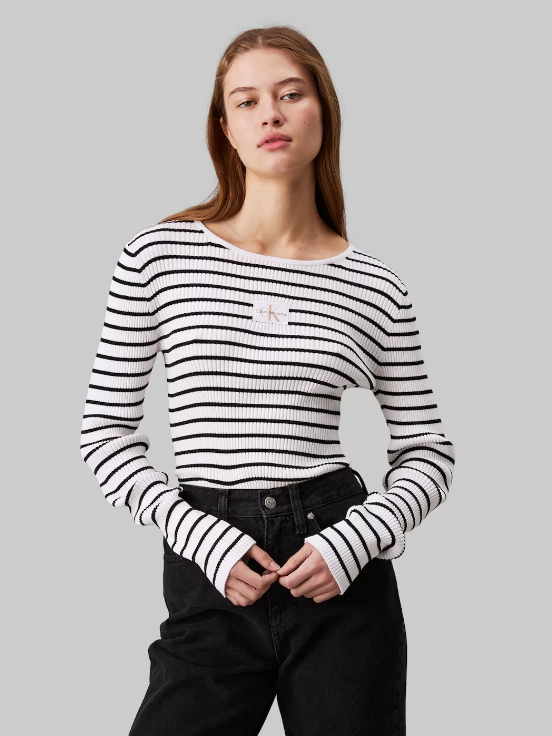 Calvin Klein Jeans Rundhalspullover "WOVEN LABEL TIGHT SWEATER", mit Logopa günstig online kaufen