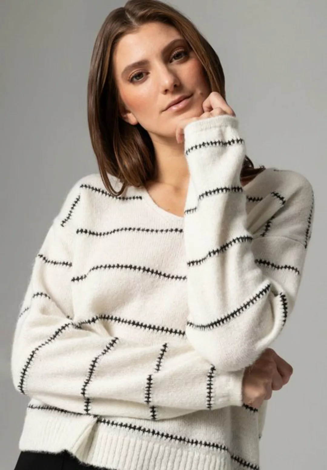 Pullover mit feinen Streifen, ecru, Frühjahrs-Kollektion günstig online kaufen