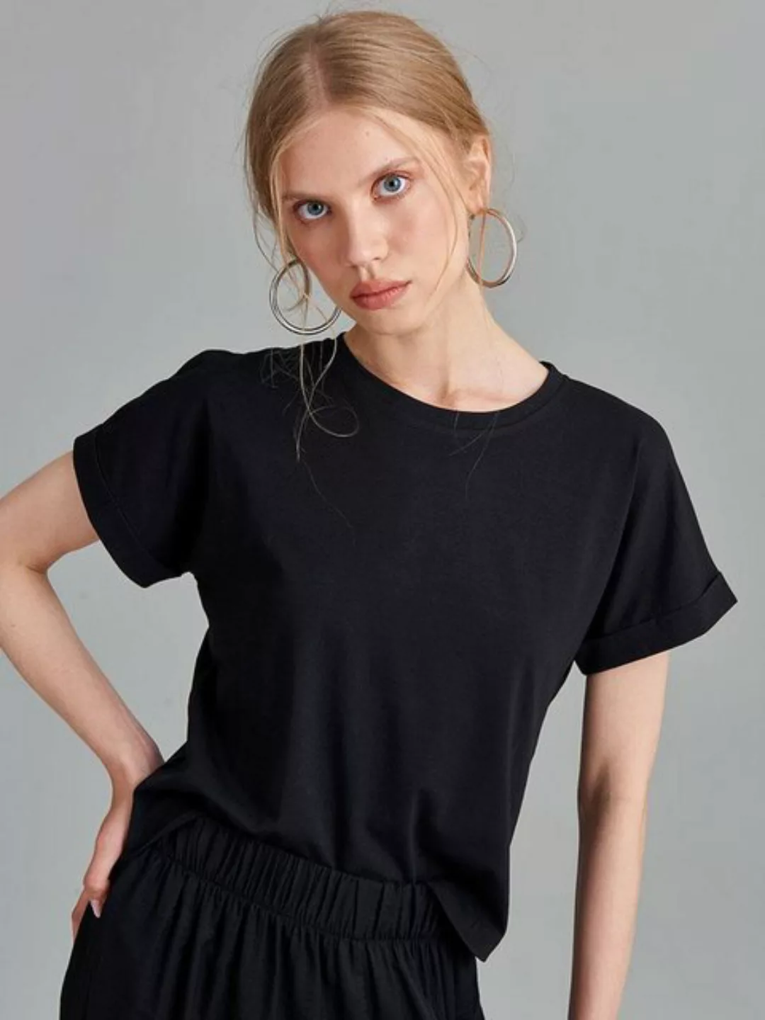 Rivus T-Shirt Basic-T-Shirt mit Rundhalsausschnitt günstig online kaufen