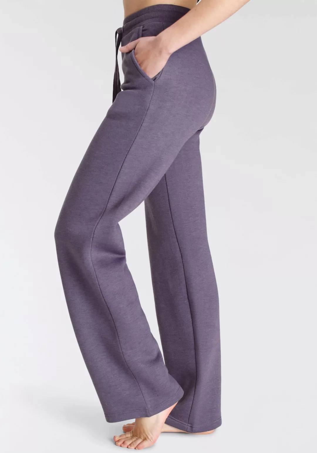 Vivance Relaxhose -Loungehose mit weitem Bein und aus ultraweicher Sweatqua günstig online kaufen