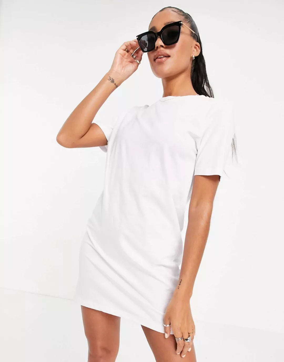 Brave Soul – Lennon – T-Shirt-Kleid in Weiß günstig online kaufen
