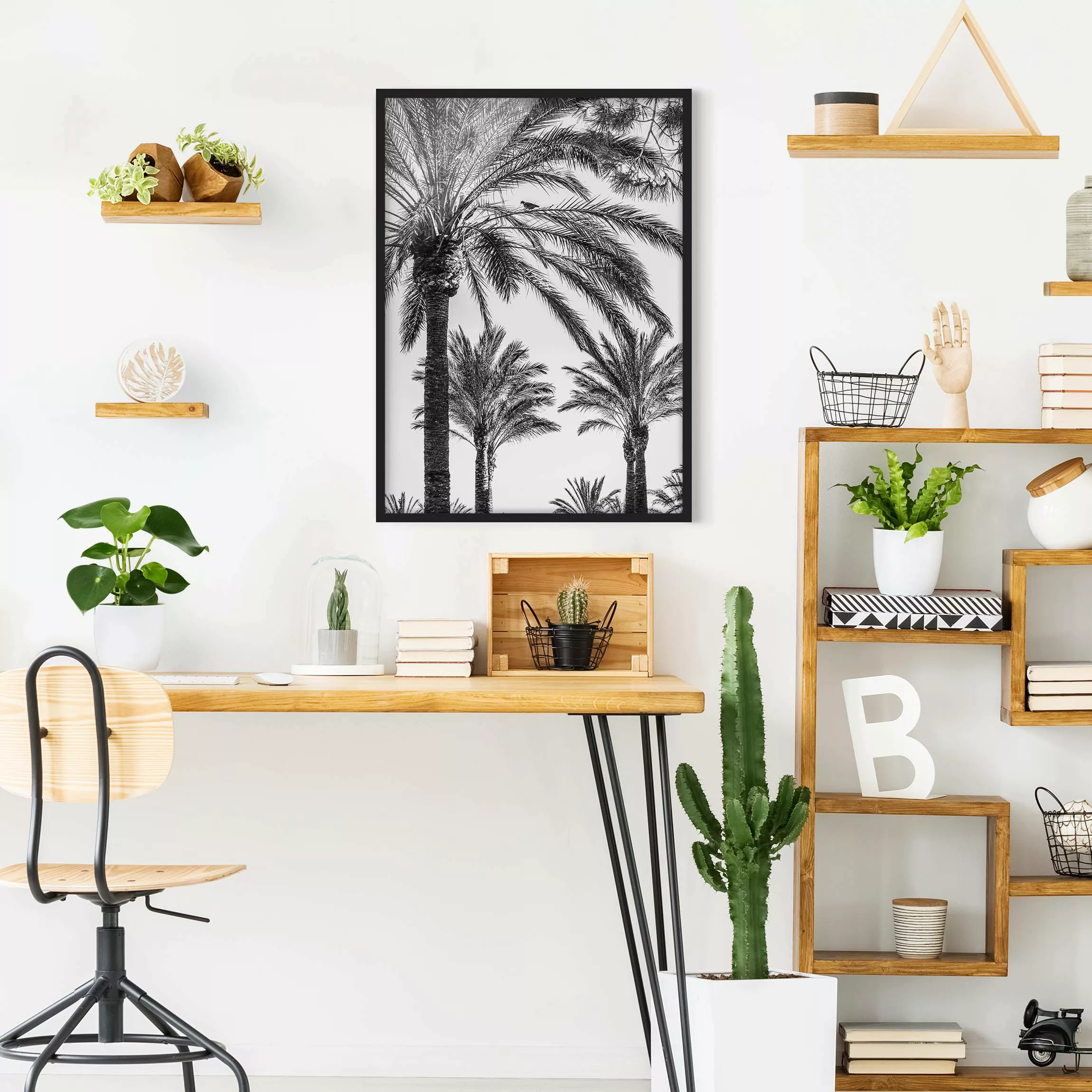 Bild mit Rahmen Natur & Landschaft - Hochformat Palmen im Sonnenuntergang S günstig online kaufen