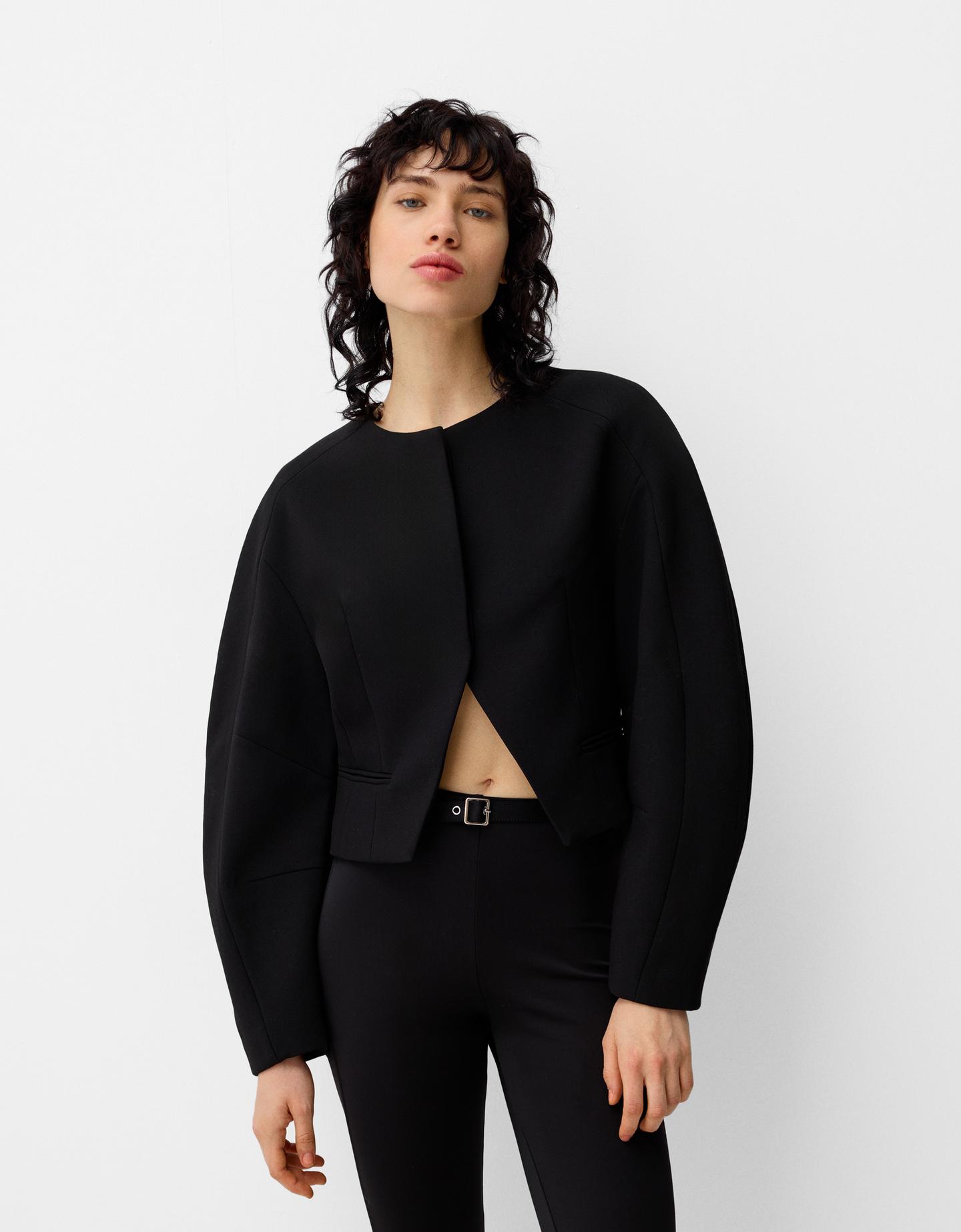 Bershka Cropped-Blazer Mit Weiten Ärmeln Damen S Schwarz günstig online kaufen