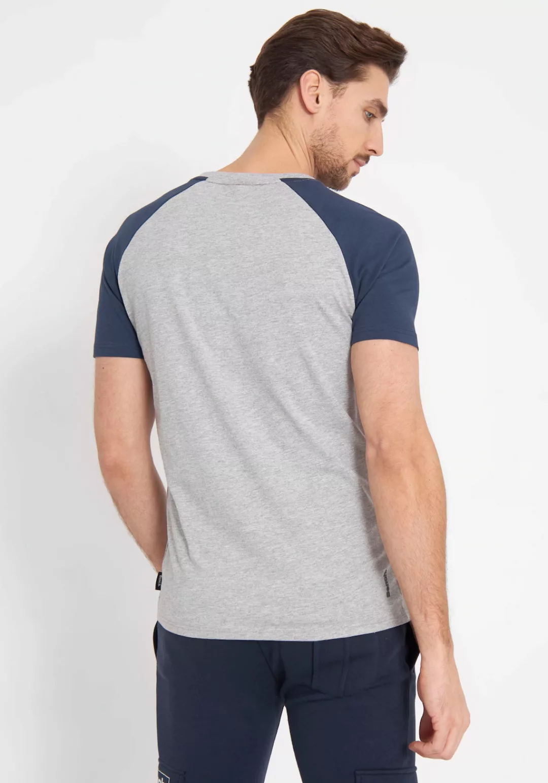 Bench. T-Shirt "SAKA" günstig online kaufen