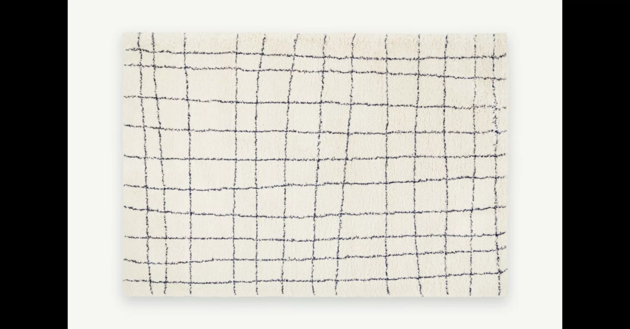 Gunter Teppich (160 x 230 cm), Ecru und Nachtblau - MADE.com günstig online kaufen