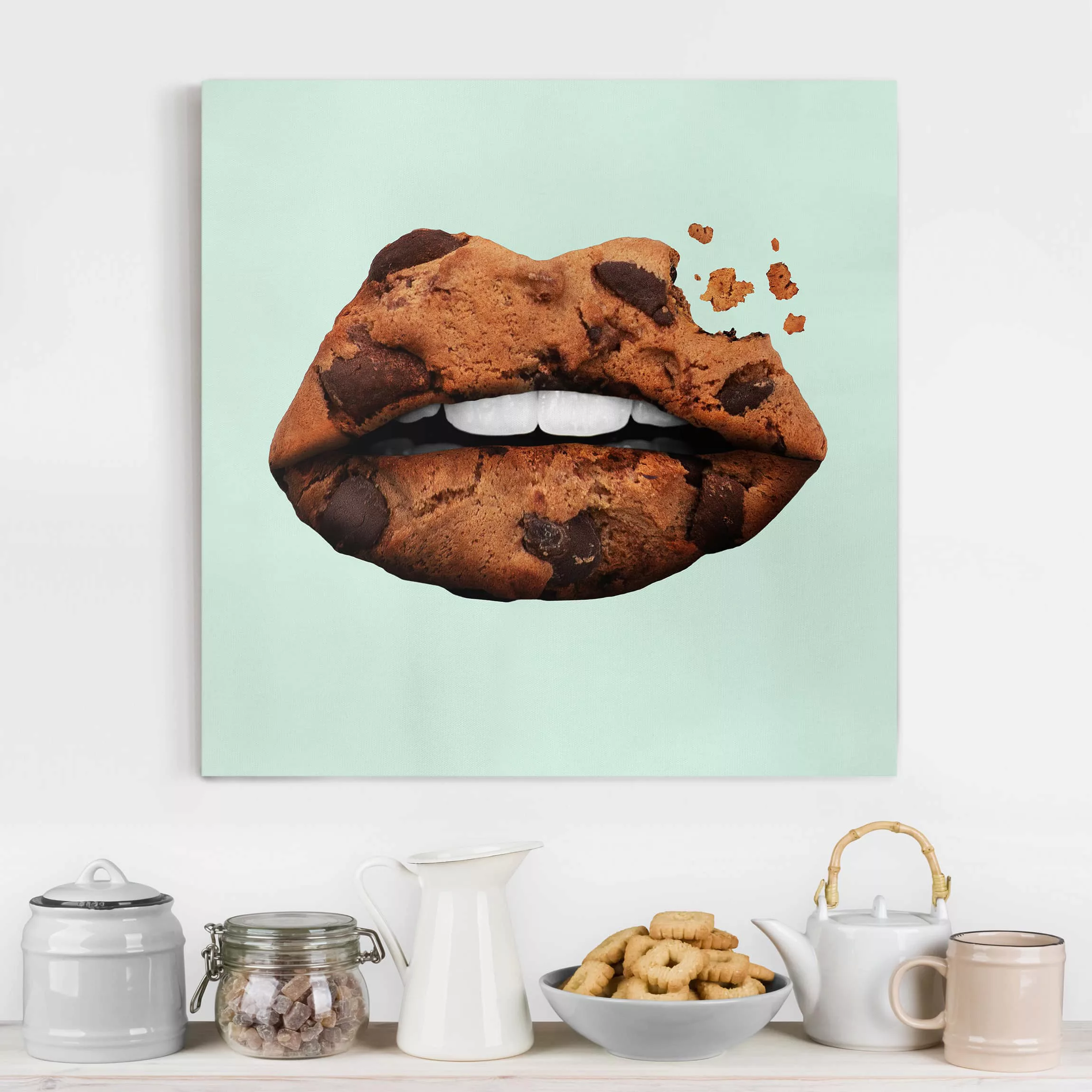 Leinwandbild Küche - Quadrat Lippen mit Keks günstig online kaufen