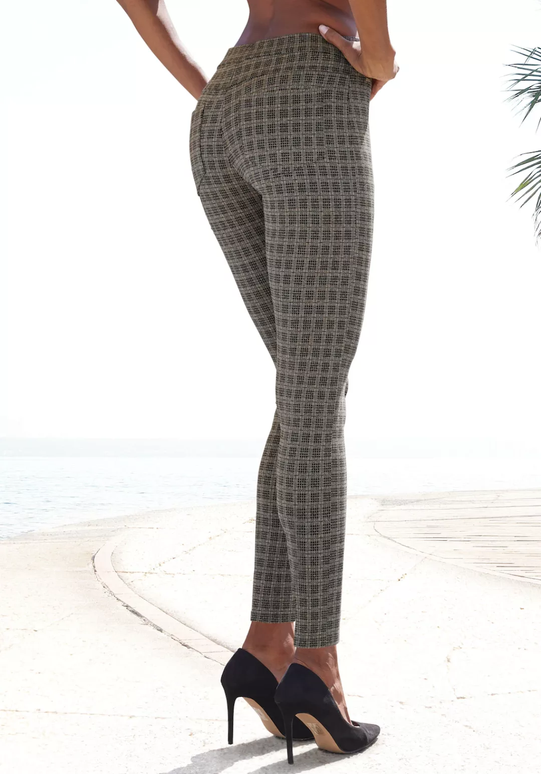 LASCANA Leggings mit klassischem Karomuster günstig online kaufen