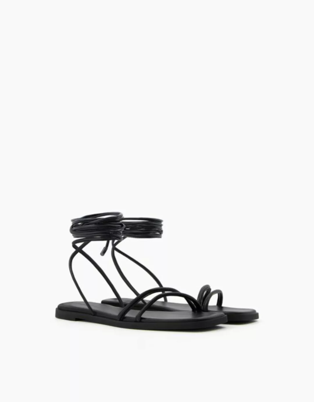 Bershka Flache Sandalen Mit Schnürung Damen 35 Schwarz günstig online kaufen