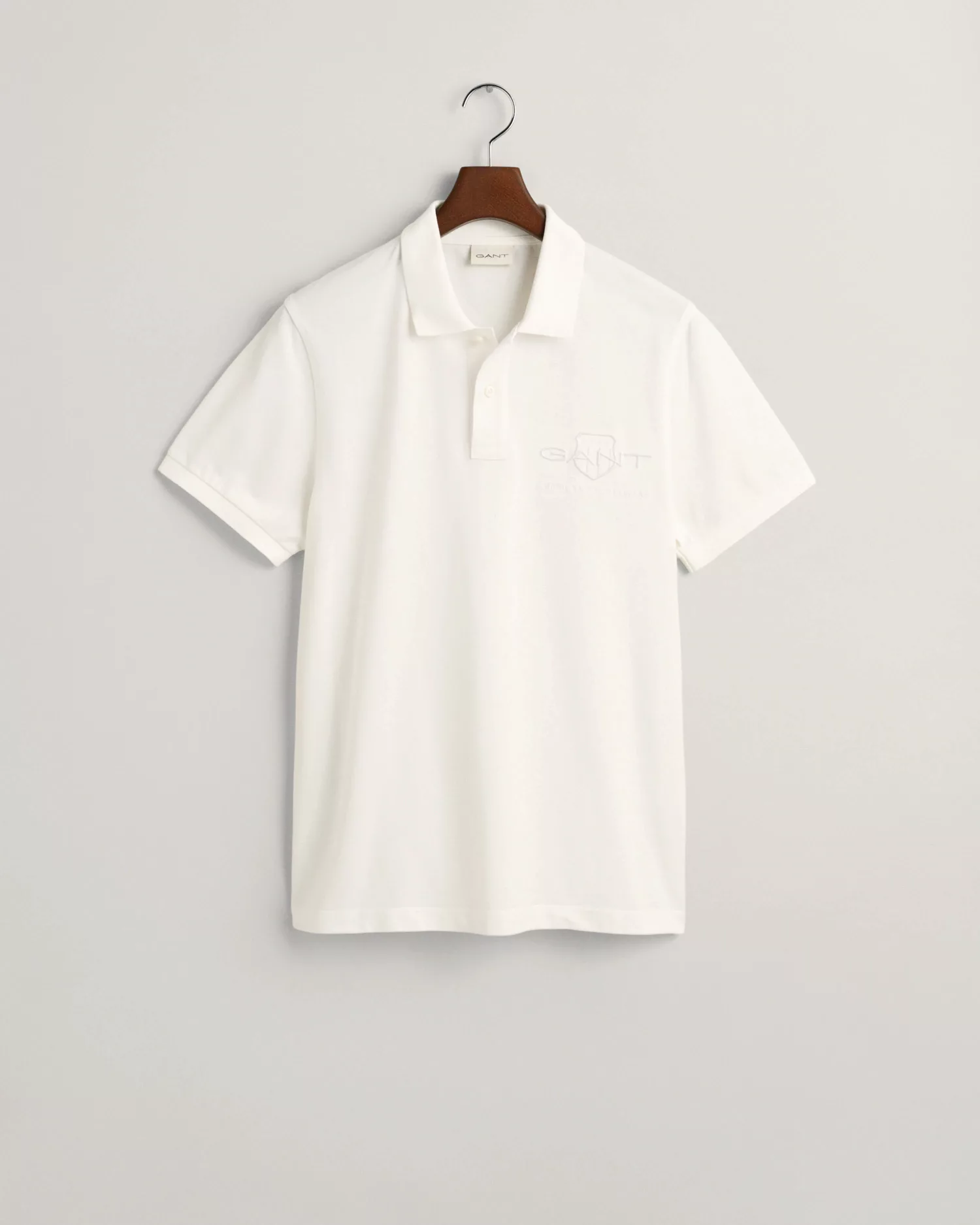 Gant Poloshirt REG TONAL SHIELD SS RUGGER Ton in Ton Stickerei auf der Brus günstig online kaufen