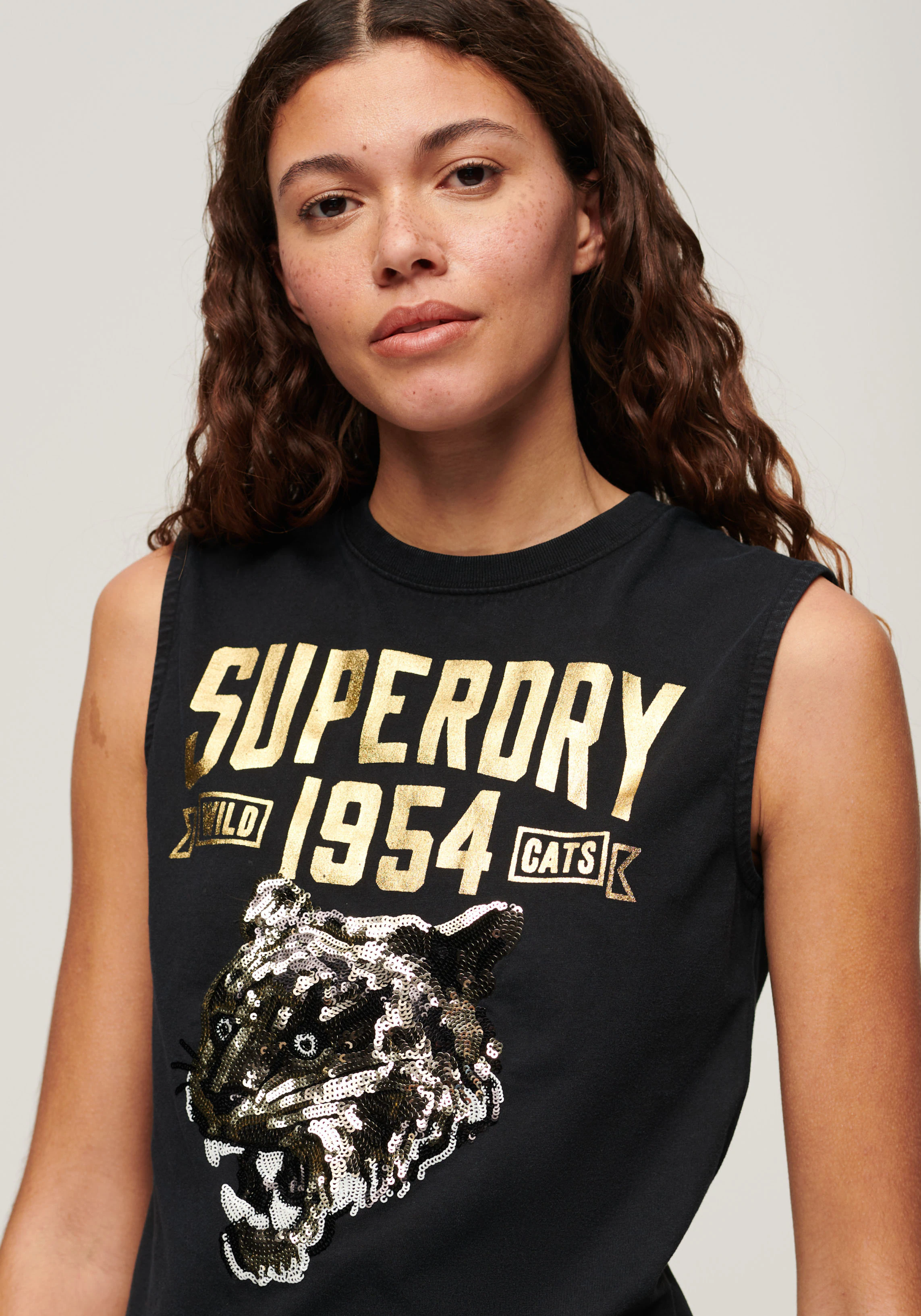 Superdry Tanktop "EMBELLISH ARCHIVE FITTED TANK" günstig online kaufen