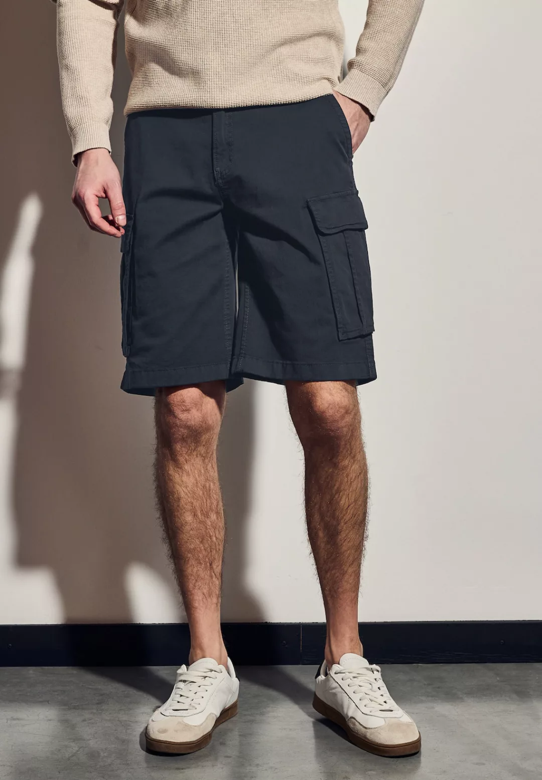 STREET ONE MEN Bermudas, mit seitlichen Einschubtaschen günstig online kaufen