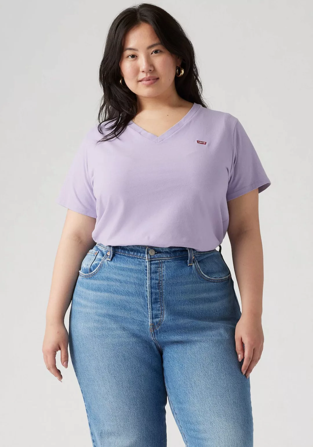 Levis Plus V-Shirt "PL PERFECT VNECK TEE", aus Baumwolle günstig online kaufen