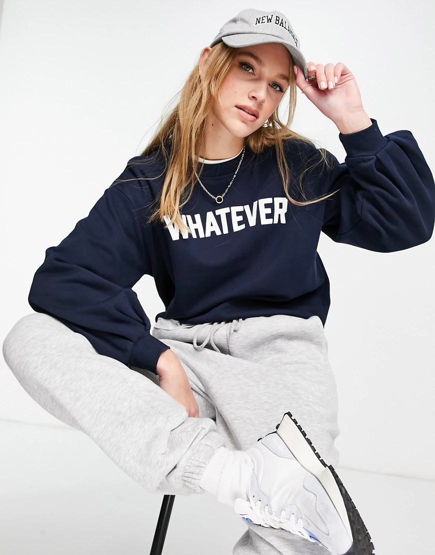 Vero Moda – Pullover in Marineblau mit „FRESH WHATEVER“-Slogan günstig online kaufen