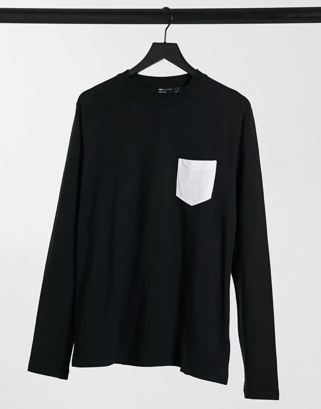 ASOS DESIGN – Langärmliges, schwarzes Shirt mit Kontrasttasche günstig online kaufen
