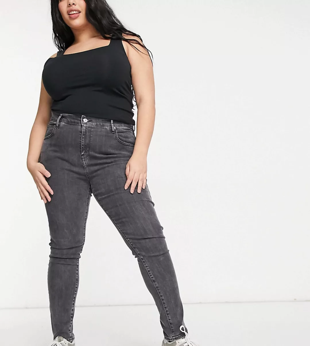 Levi's Plus – 721 – Eng geschnittene Jeans mit hohem Bund in verwaschenem S günstig online kaufen